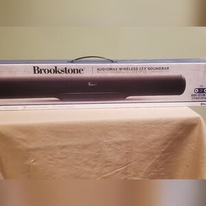 Brookstone Audiomax Black Wireless 17.7" Soundbar